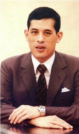 พันตรี สมเด็จพระบรมโอรสาธิราช เจ้าฟ้ามหาวชิราลงกรณ สยามมกุฎราชกุมาร