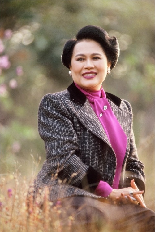 สมเด็จพระนางเจ้าสิริกิติ์ พระบรมราชินีนาถ