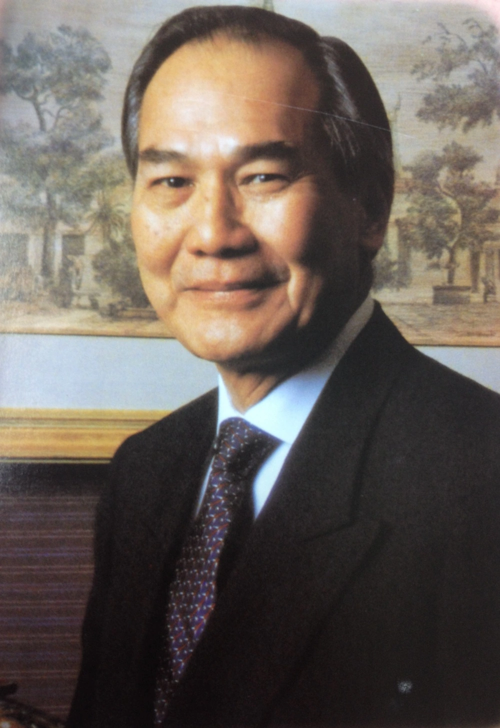 นายอานันท์ ปันยารชุน