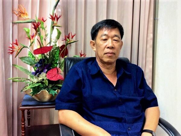 นายสมศักดิ์ พลอยพานิชเจริญ