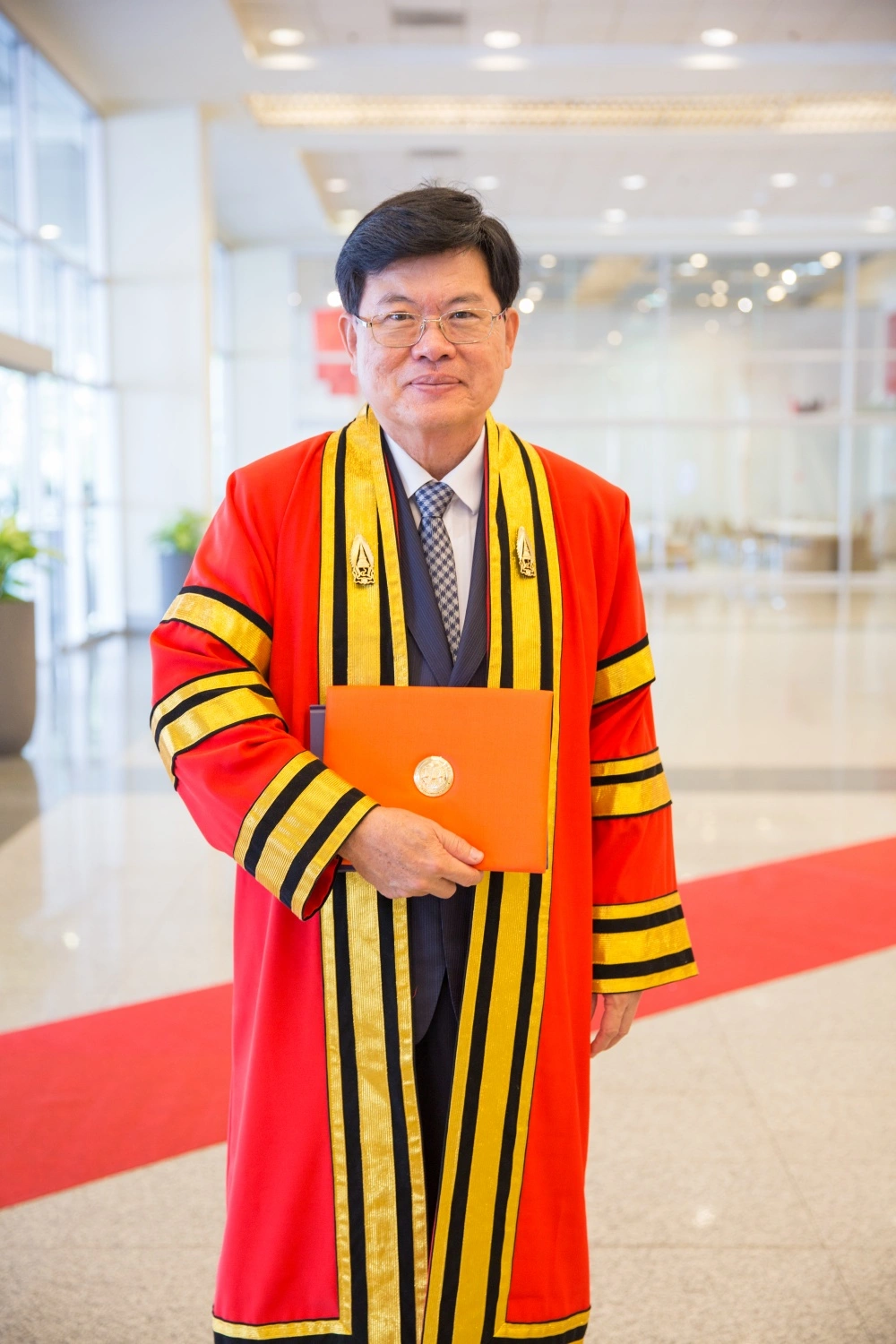 นายทองมา วิจิตรพงศ์พันธุ์